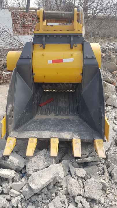Yıkım Ekskavatörü Kırıcı Kepçe - Heavy Equipment With Bucket incelemesi ve fiyatı